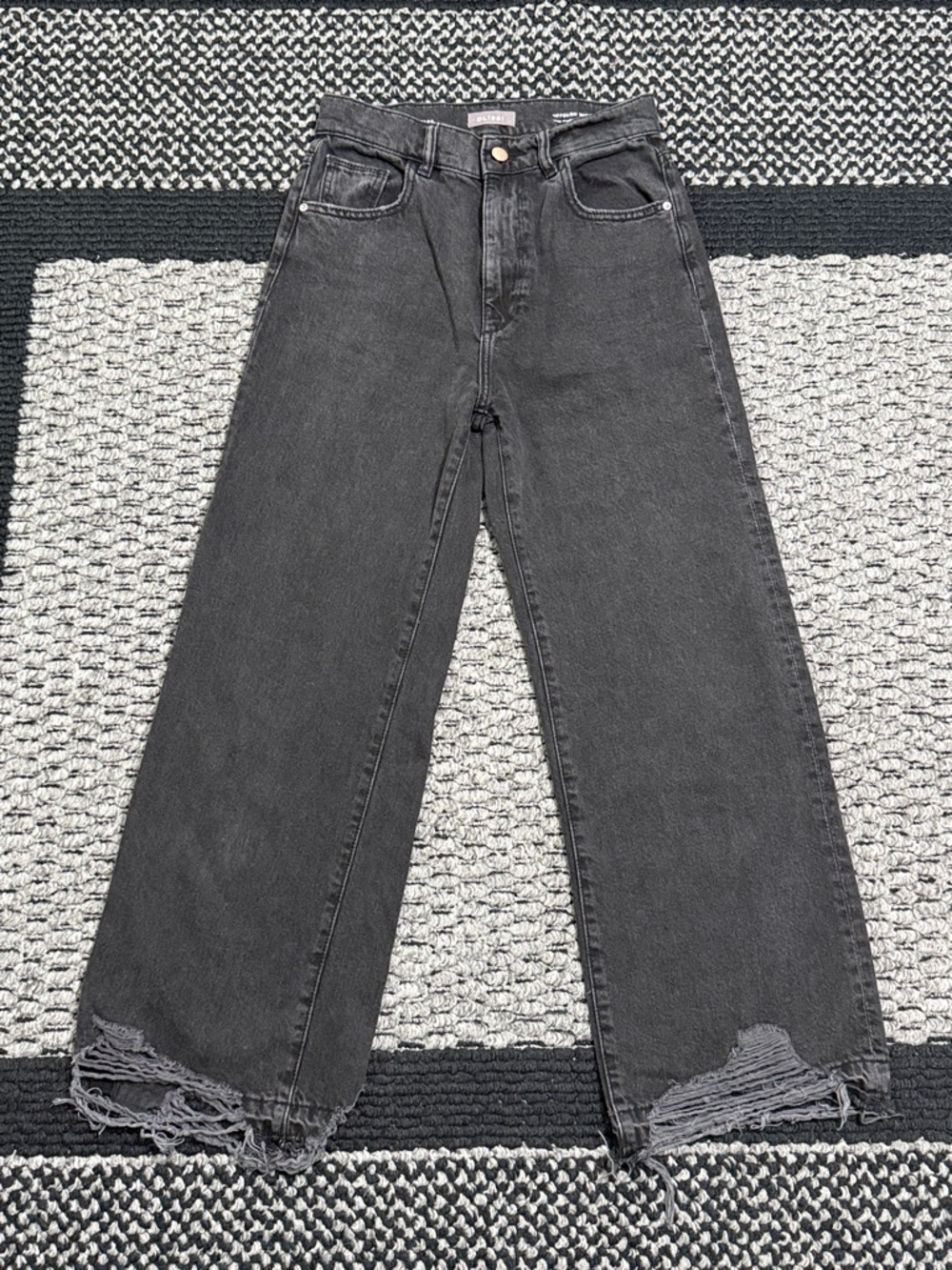 DL1961 Hepburn Wide Leg Jeans Women’s 25 High Rise Distressed Hem Premium Denim